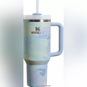 NWT Stanley 40 oz. Quencher H2.0 FlowState Tumbler - Cool Serene Brushstroke